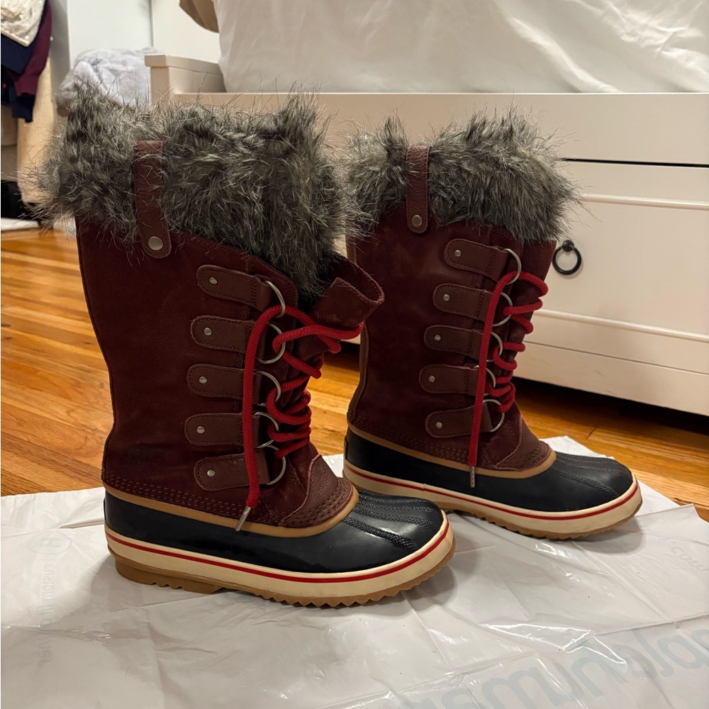 Sorel Women's Red and Brown Fur-Lined Winter Boots